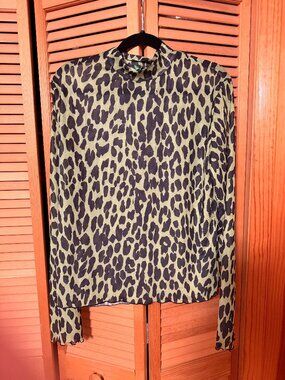 Emy Ave - LIME green leopard mesh top - Sz L/XL